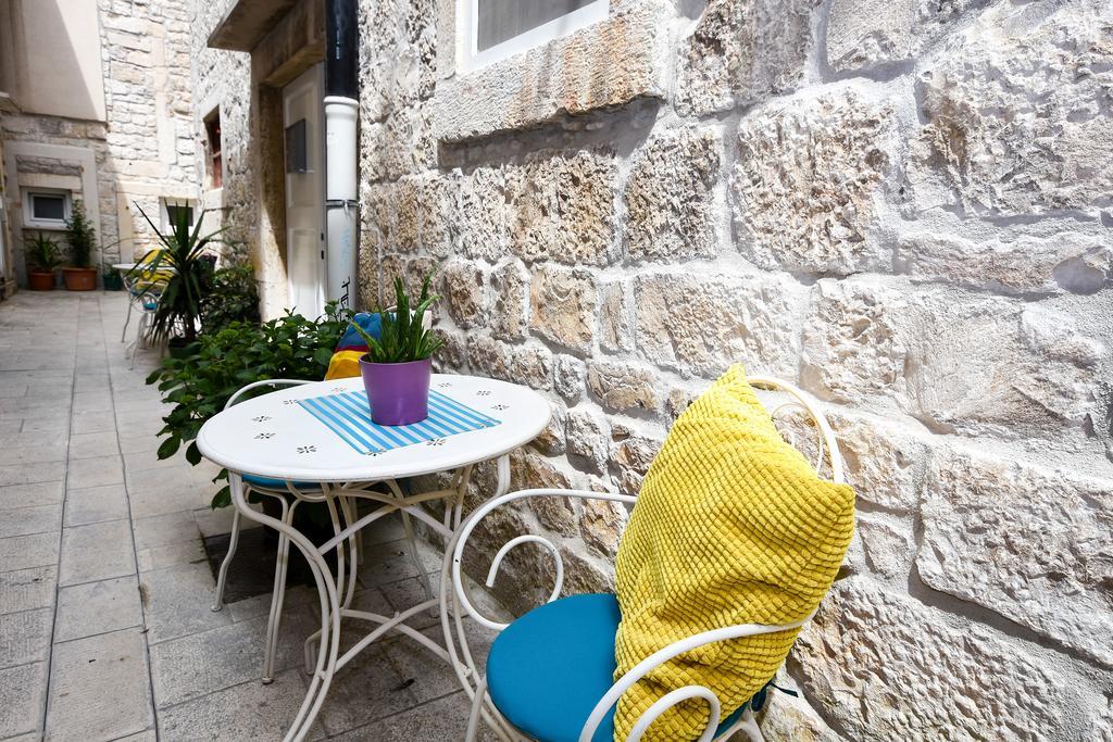Апартаменти Tragos Lemon Tree Трогір Екстер'єр фото